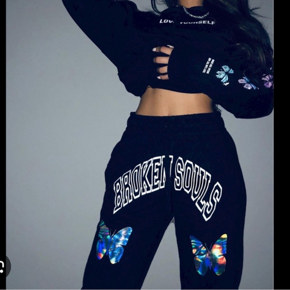 Broken souls jogger